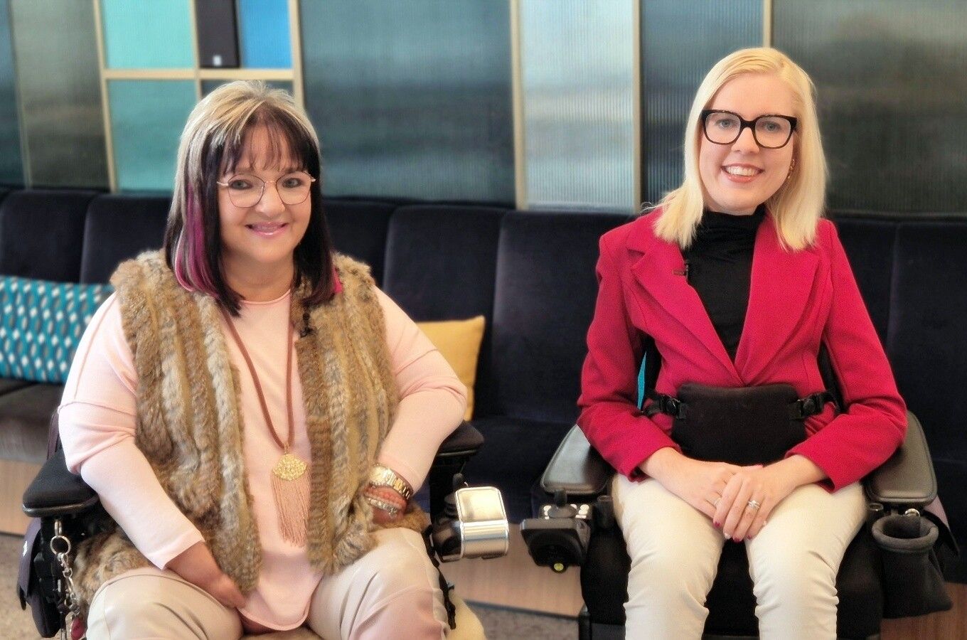 Marianne Hengl und Christina Holmes