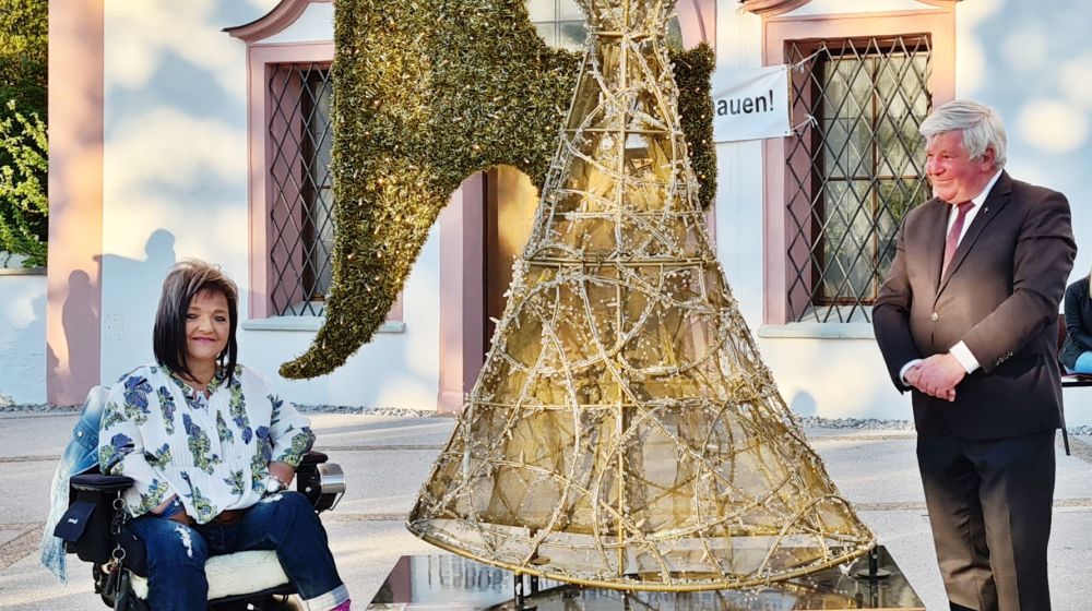 Mit dem Segen von Papst Franziskus setzt RollOn Austria ein Lebenszeichen für das behinderte Leben